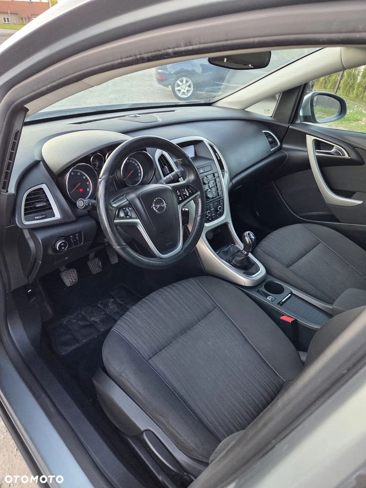 Opel Astra 1.4 ecoFLEX Cosmo - 19