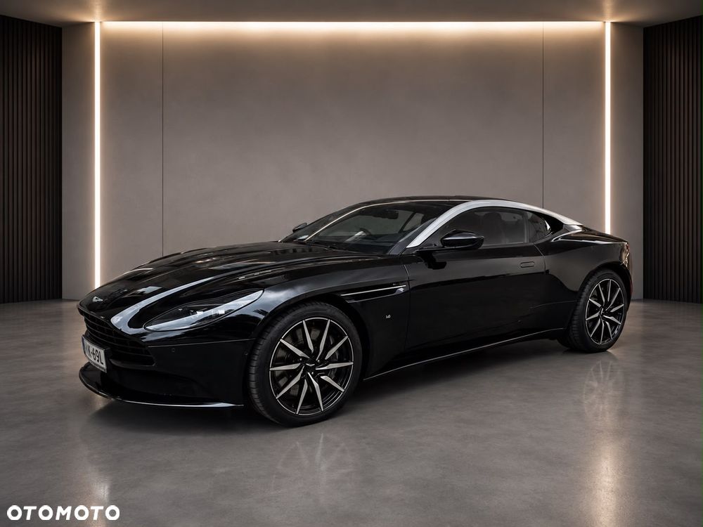 Aston Martin DB11 V12 - 6