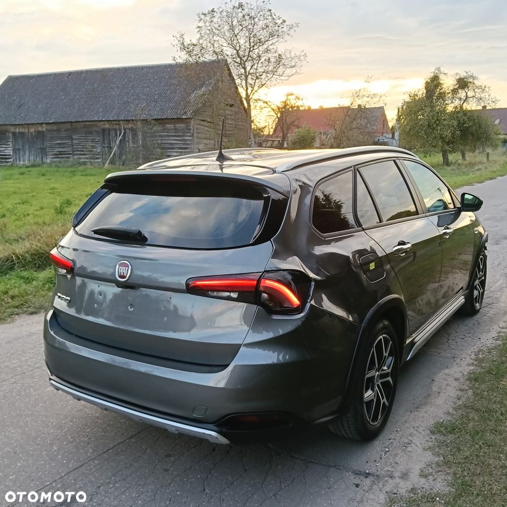 Fiat Tipo 1.6 MultiJet City Cross - 1