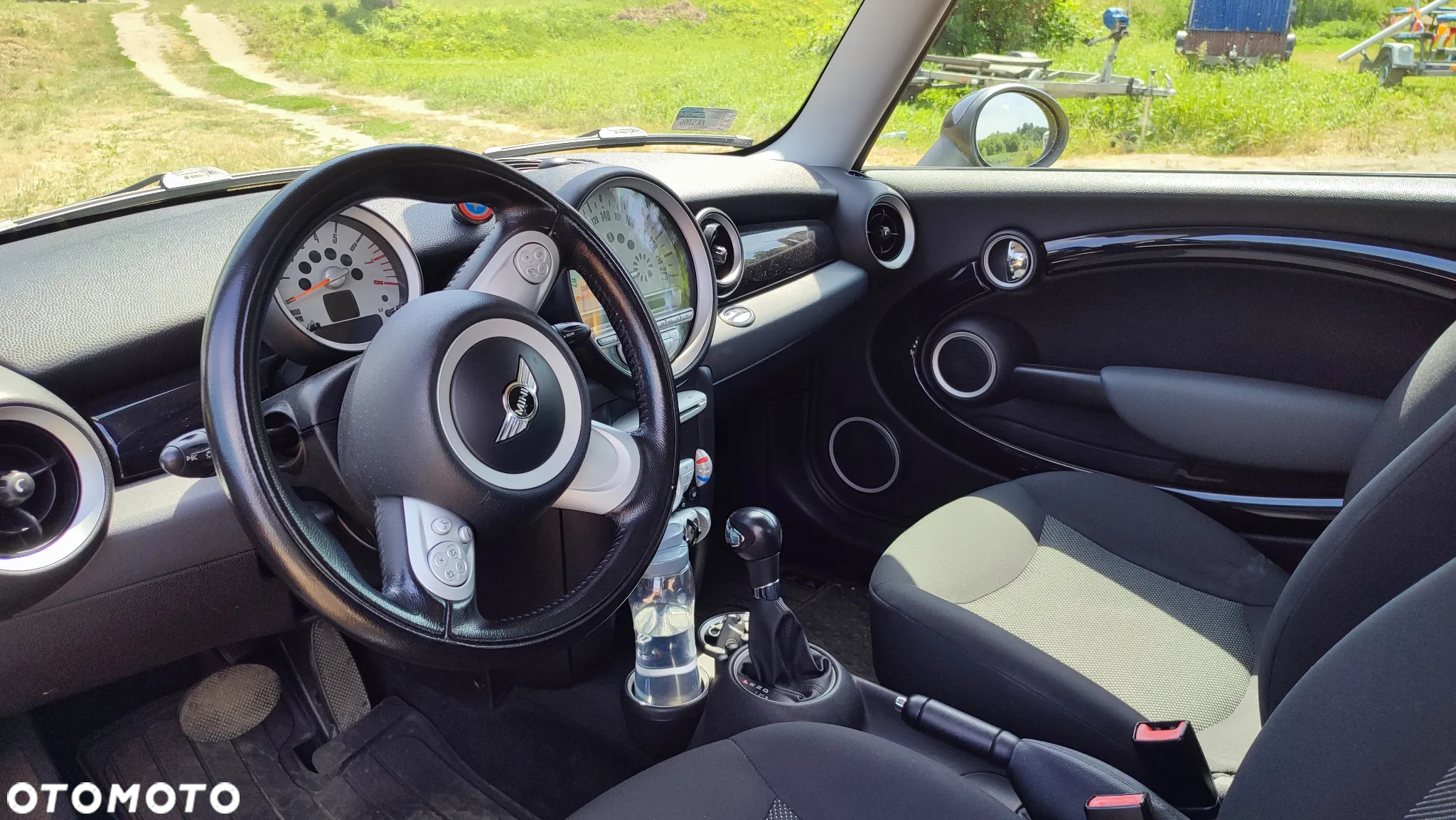 MINI Cooper Standard - 8