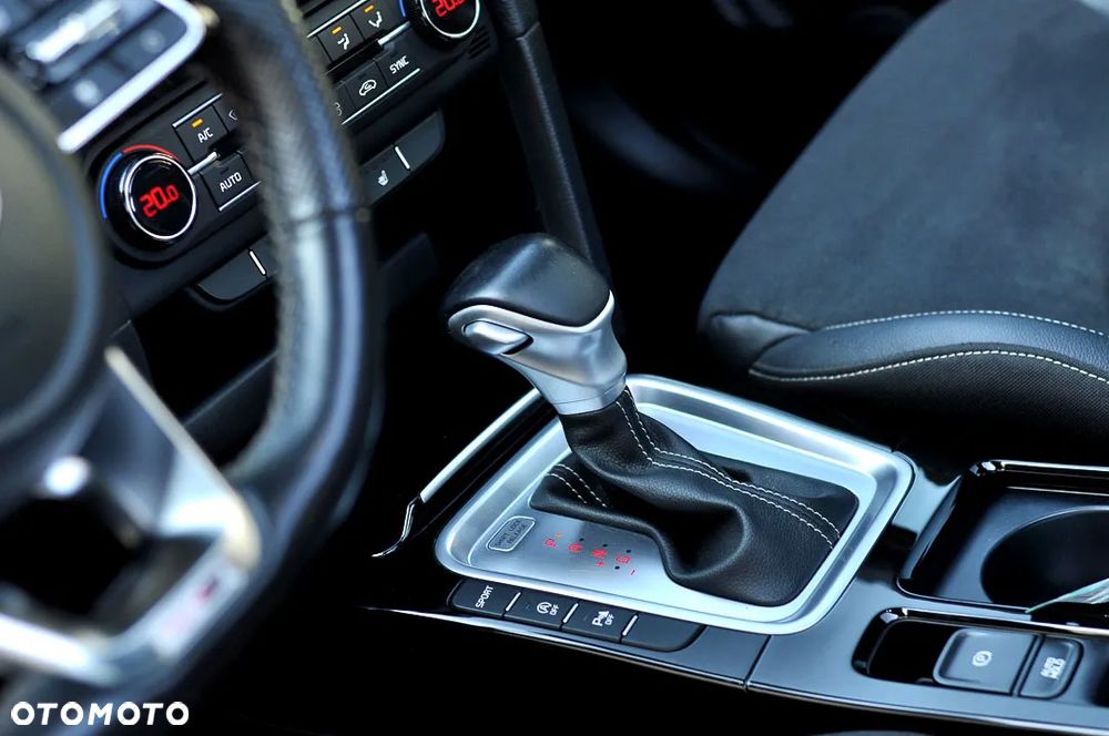 Kia ProCeed 1.4 T-GDI DCT7 OPF GT LINE - 29