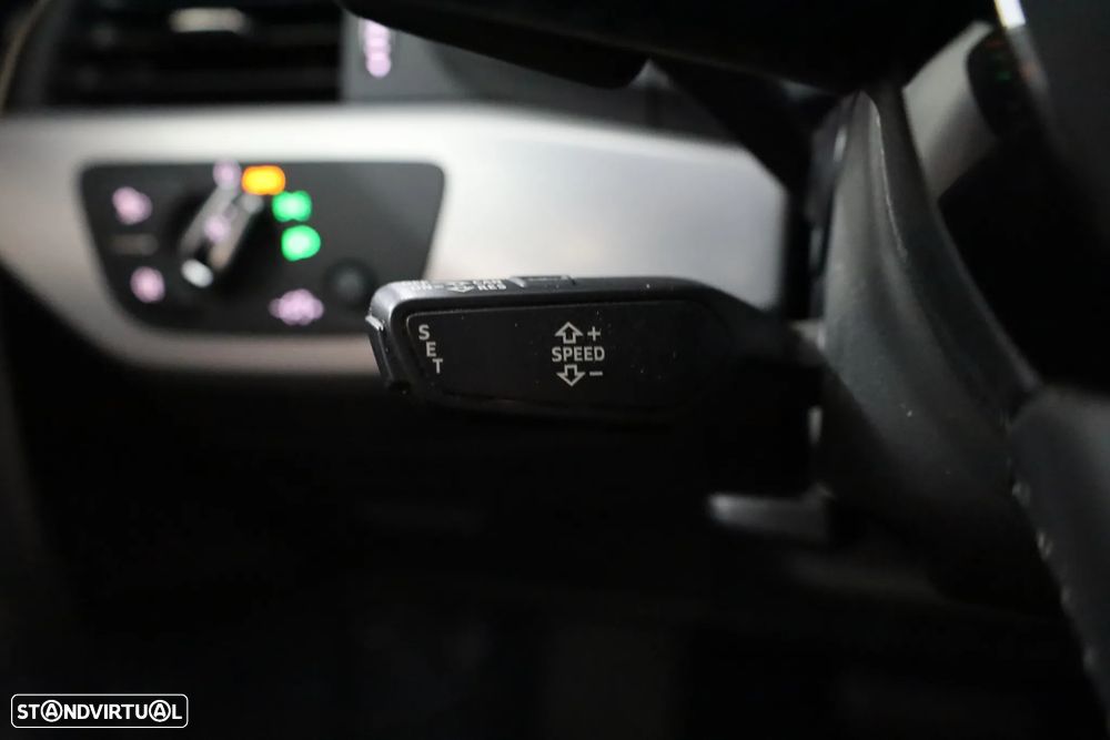 Audi A4 2.0 TDI S-line S tronic - 8