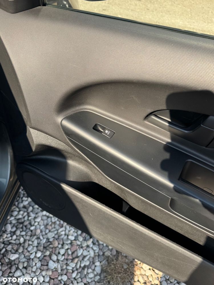 Kia Ceed 1.4 CVVT Attract - 28