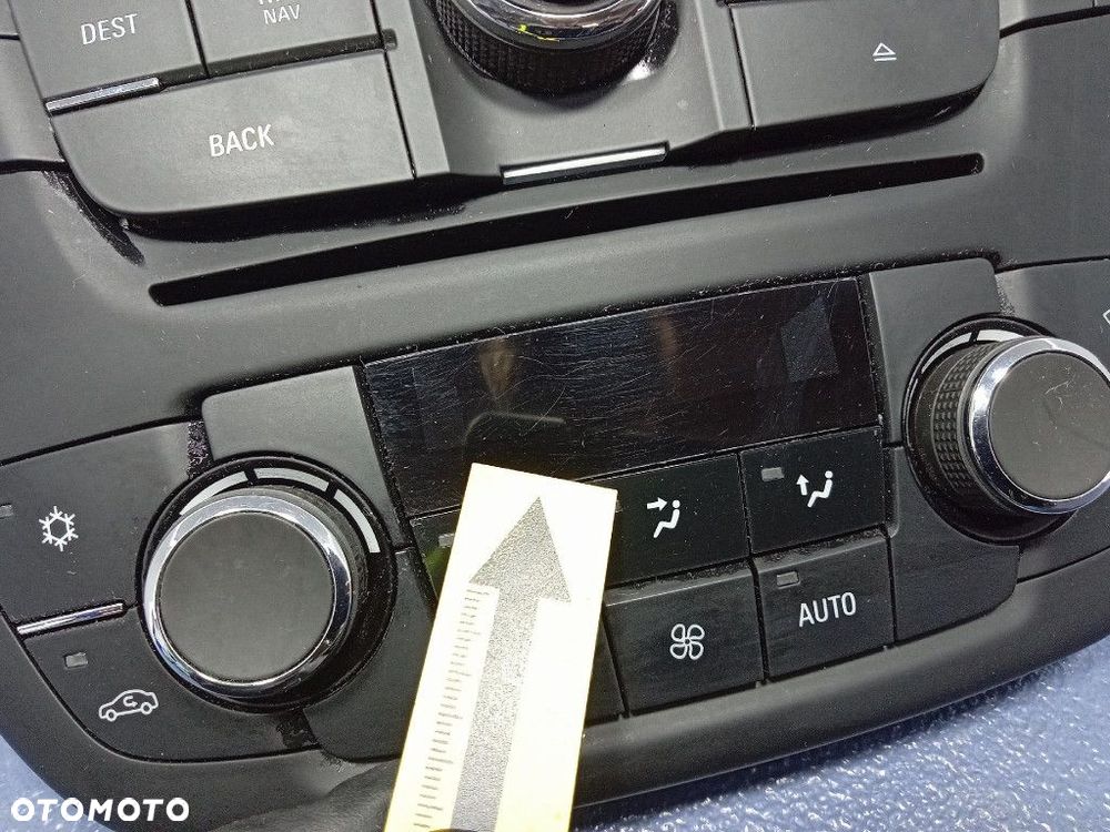 OPEL INSIGNIA A 08- PANEL STERUJĄCY RADIEM I NAWIEWAMI 13273256 - 4