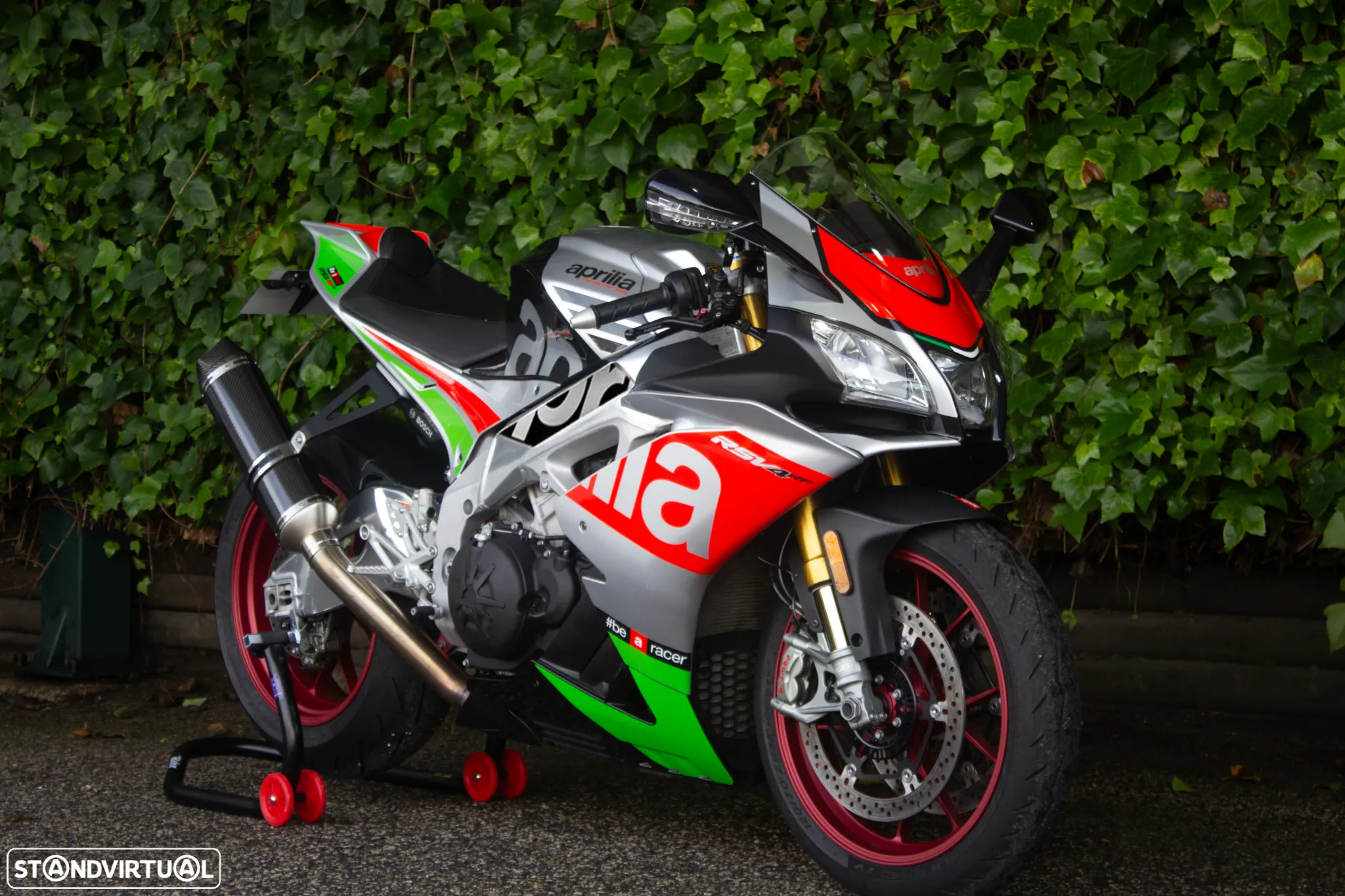 Aprilia RSV 4 RF - 2
