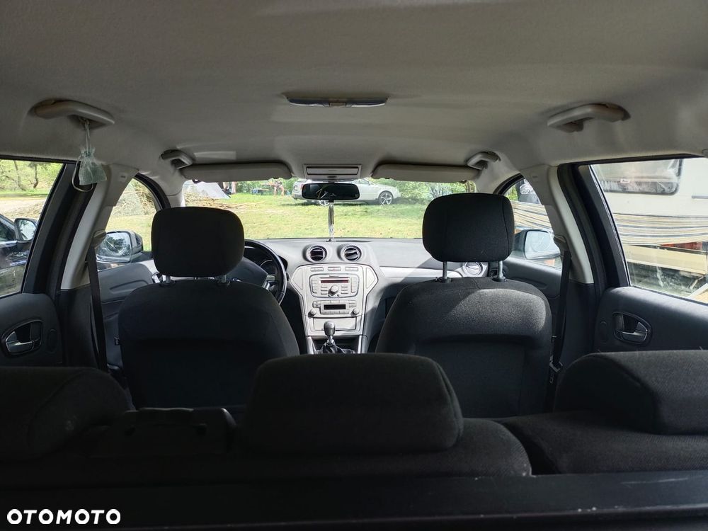 Ford Mondeo 2.0 TDCi Titanium - 3