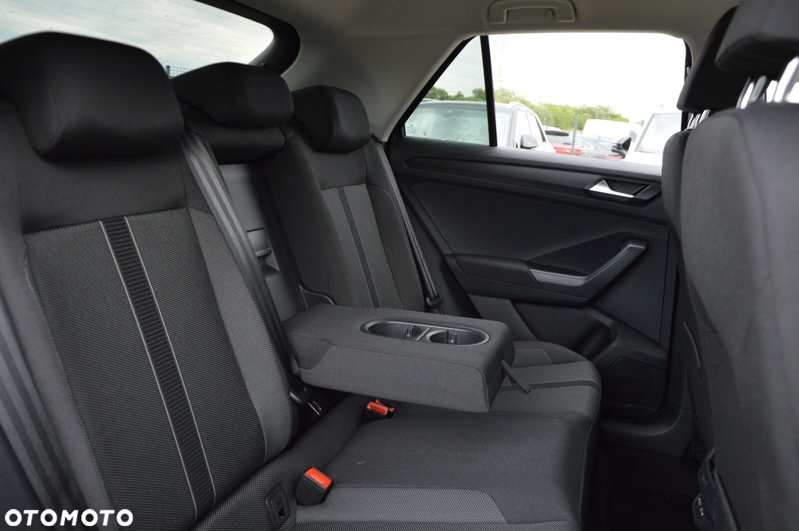 Volkswagen T-Roc - 20