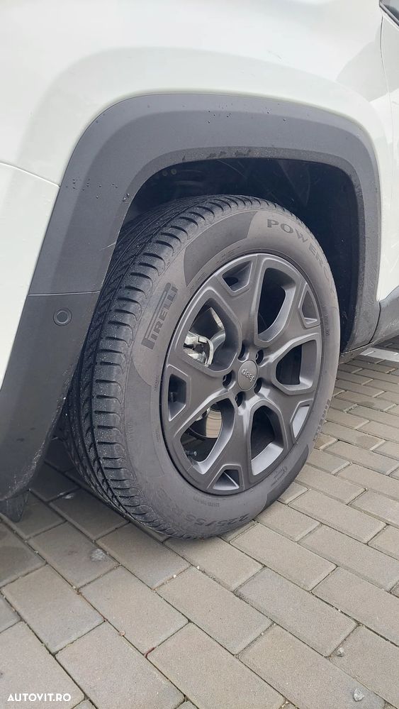 Jeep Renegade 1.3 Turbo 4x2 DDCT6 80th Anniversary - 10