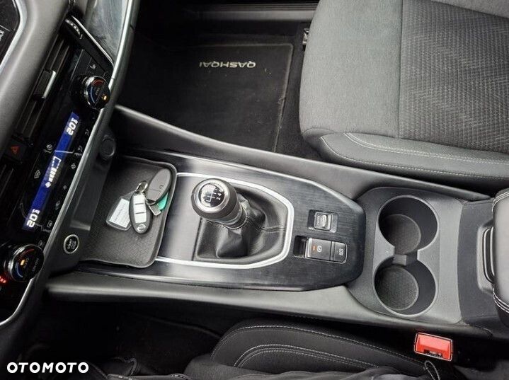 Nissan Qashqai 1.3 DIG-T N-Connecta - 8