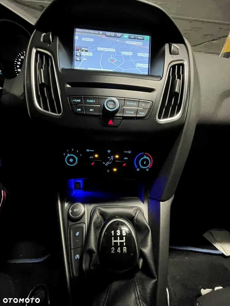 Ford Focus - 11