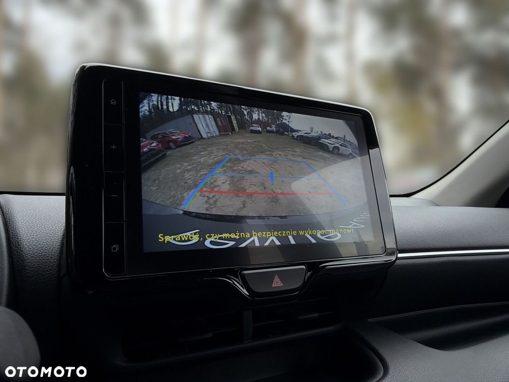 Toyota Yaris Hybrid 1.5 Style - 13