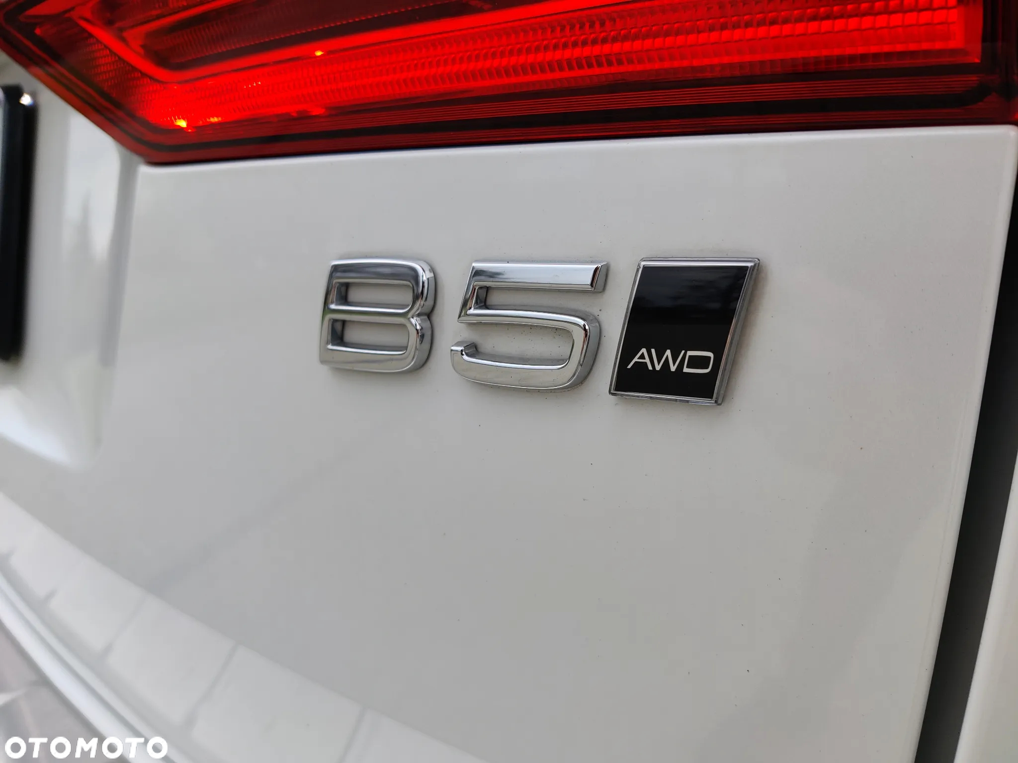 Volvo XC 60 B5 B AWD Momentum Pro - 33