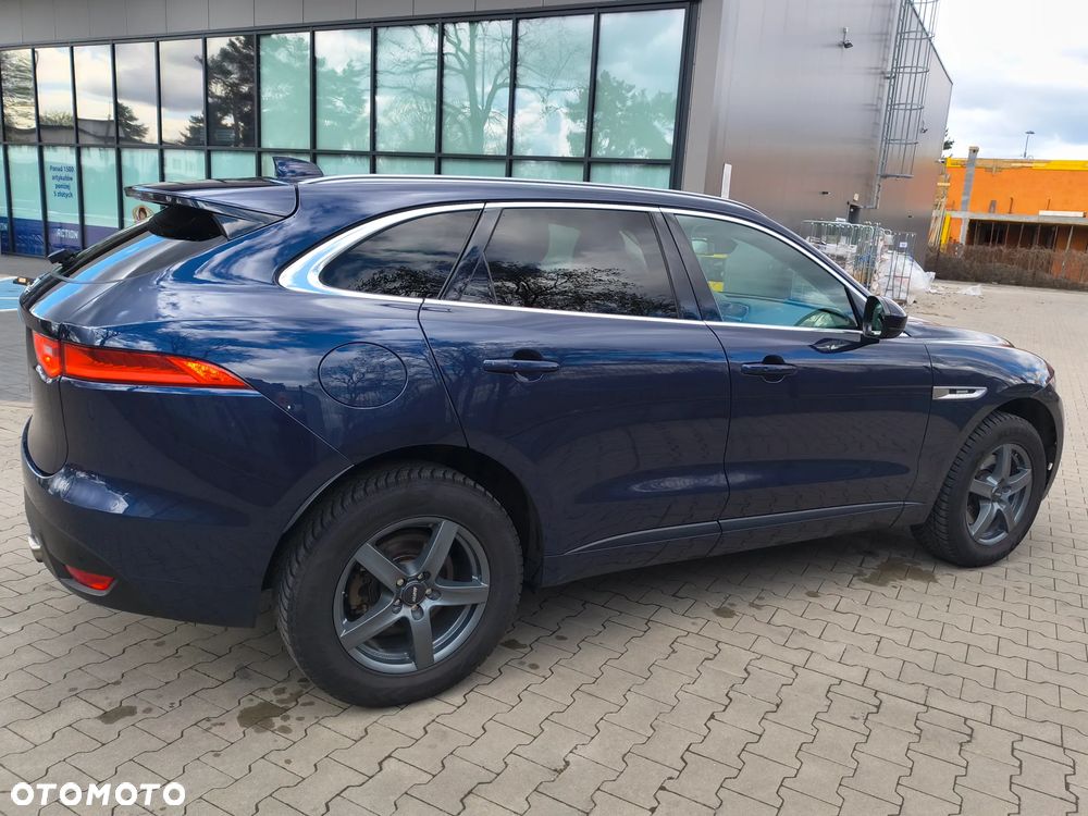 Jaguar F-Pace - 21