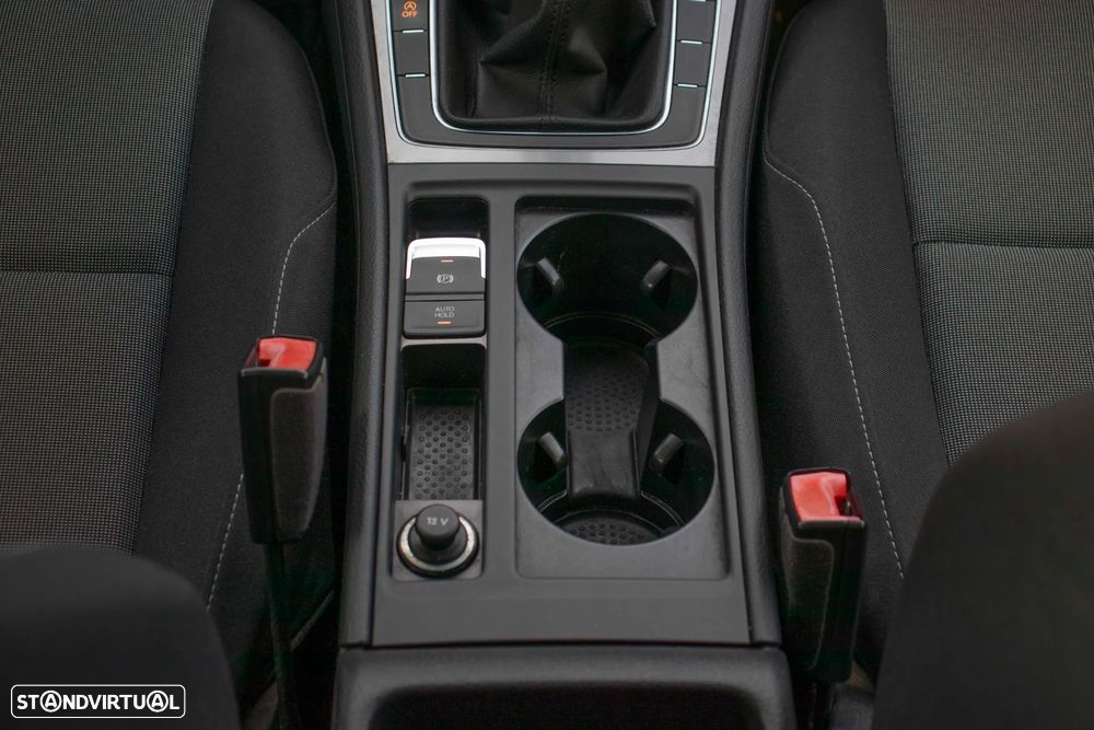 VW Golf 1.2 TSi Comfortline - 11