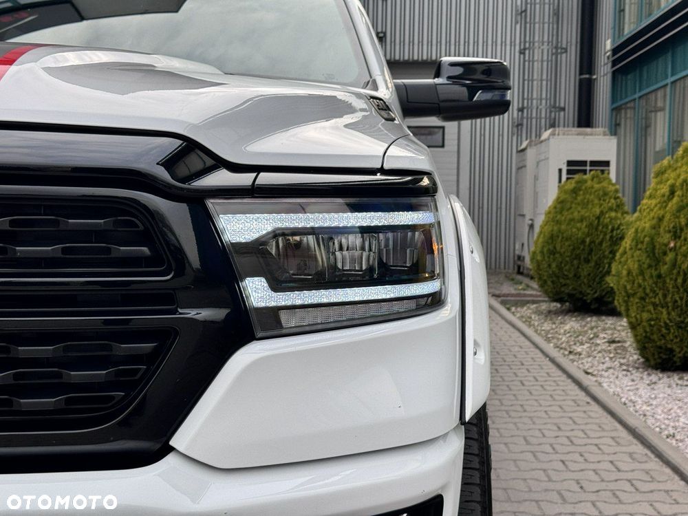 RAM 1500 - 10