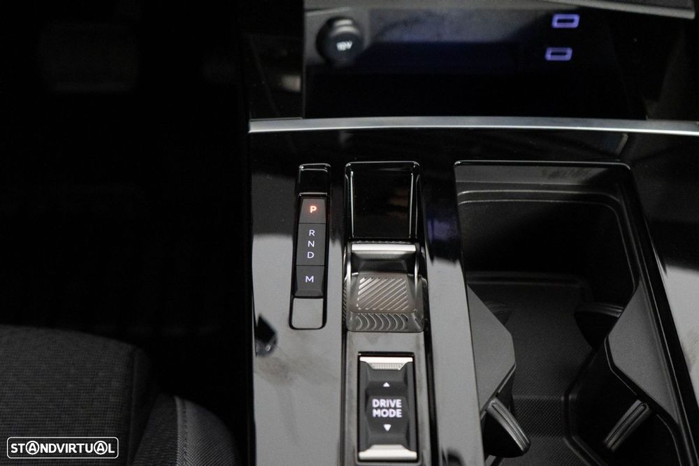 Opel Astra 1.2 T Edition Aut. - 24