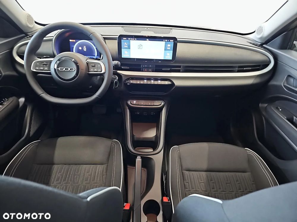 Fiat 600 1.2 Turbo Pop eDCT - 20