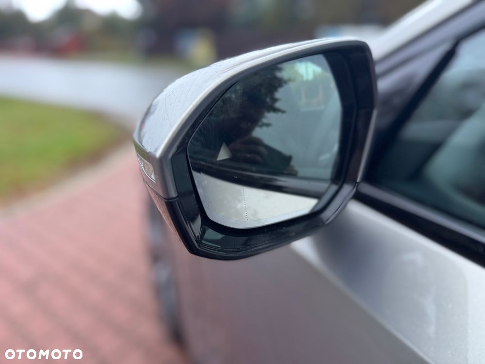 BMW Seria 5 - 21