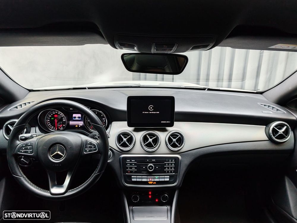 Mercedes-Benz CLA 200 (CDI) d 4Matic 7G-DCT Urban - 11