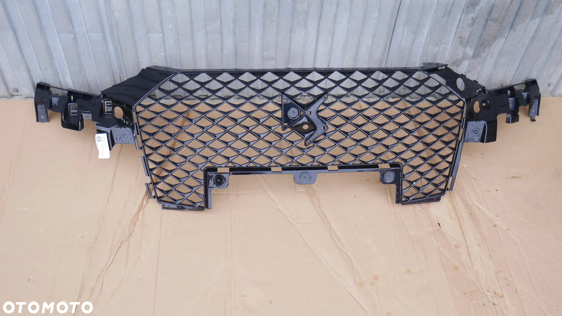 GRILL ATRAPA KRATKA PRZÓD ZDERZAK DS4 CROSSBACK - 3