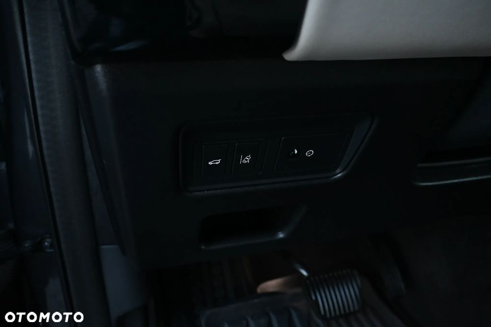 Land Rover Discovery 2.0 SD4 HSE - 33