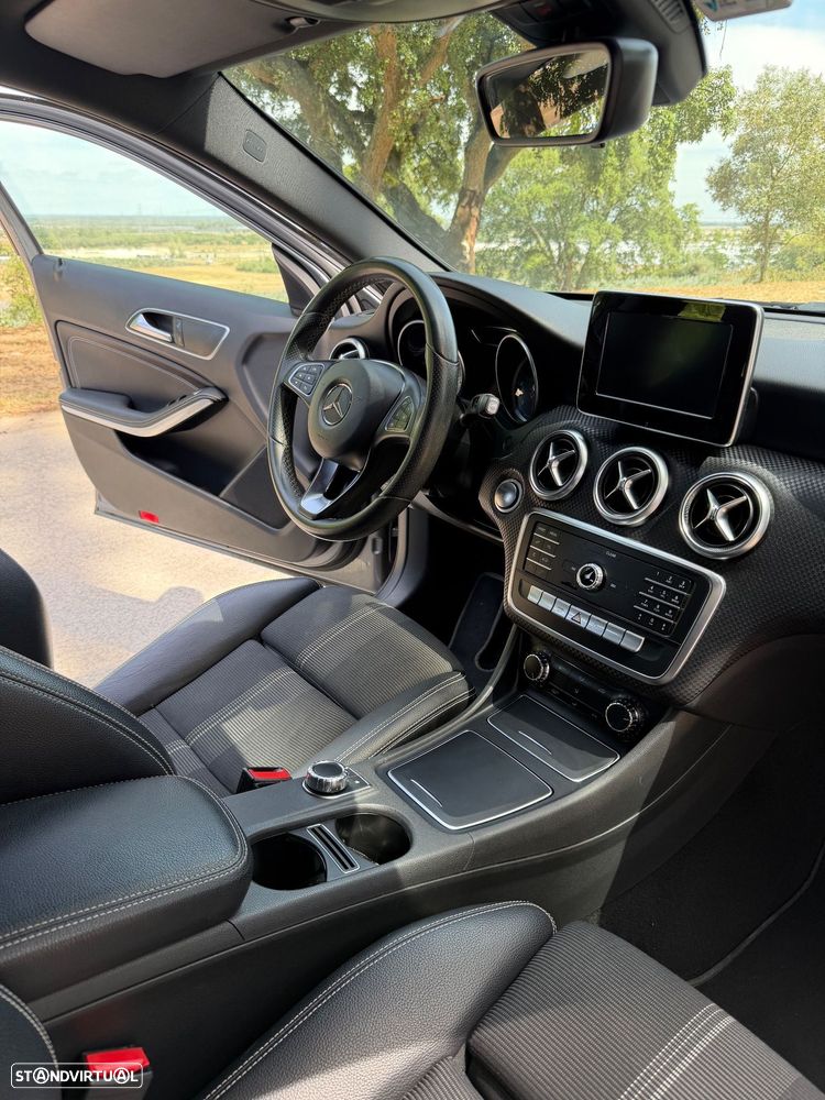 Mercedes-Benz A 180 d Urban Aut. - 13