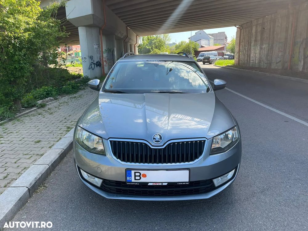 Skoda Octavia 1.6 TDI DPF Ambition - 8