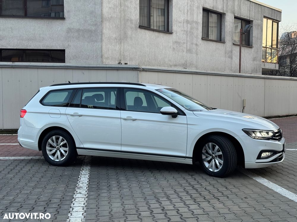Volkswagen Passat Variant 2.0 TDI SCR DSG - 13