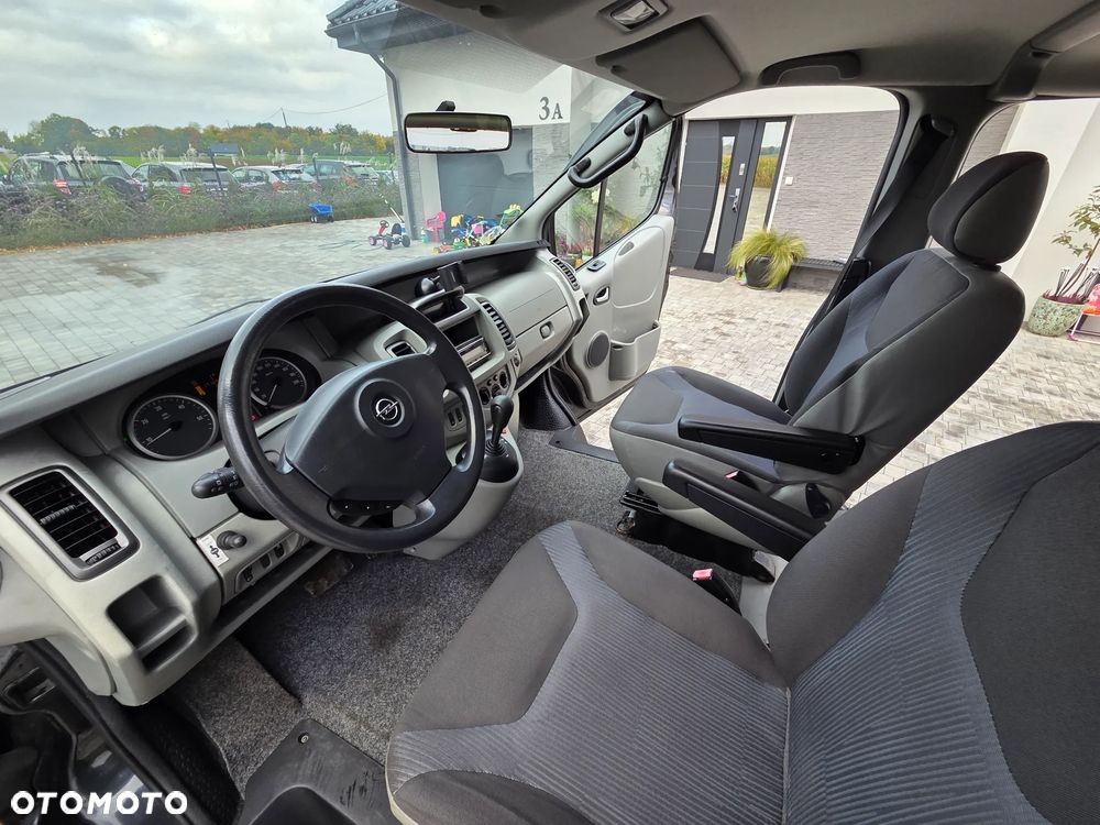 Opel Vivaro - 20