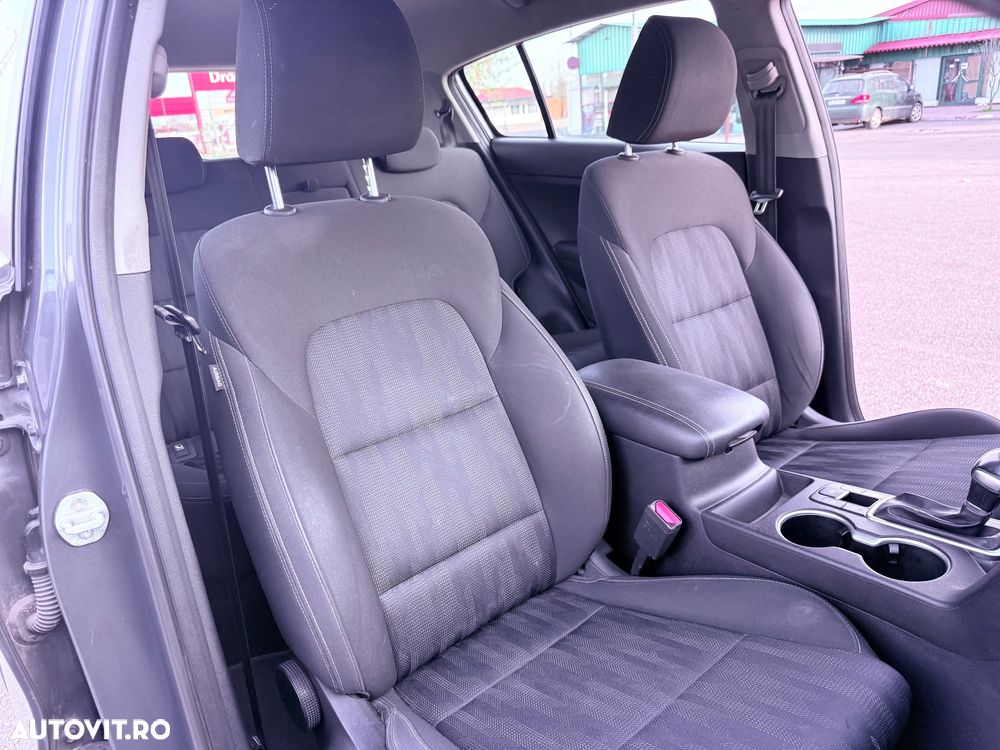 Kia Sportage 1.6 CRDI 2WD Eco-Dynamics+ (48V M-H) DCT GT-line - 32