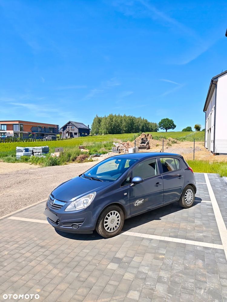 Opel Corsa 1.2 16V Essentia - 1