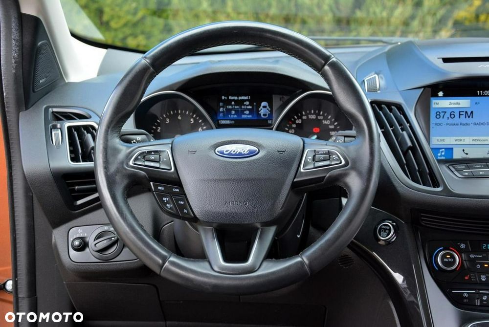 Ford Kuga 1.5 EcoBoost 2x4 Titanium - 21