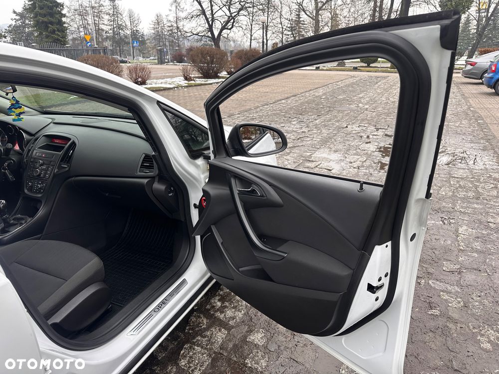 Opel Astra 1.4 ecoFLEX - 21