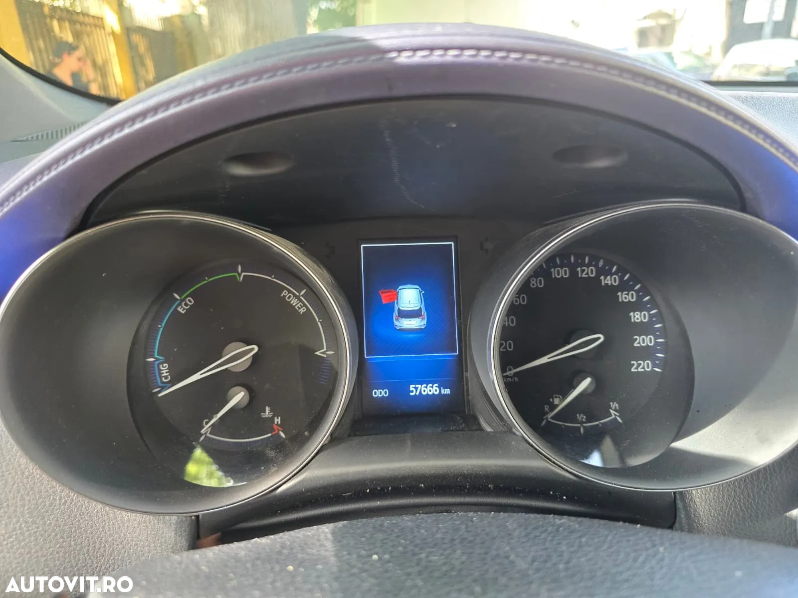 Toyota C-HR - 8