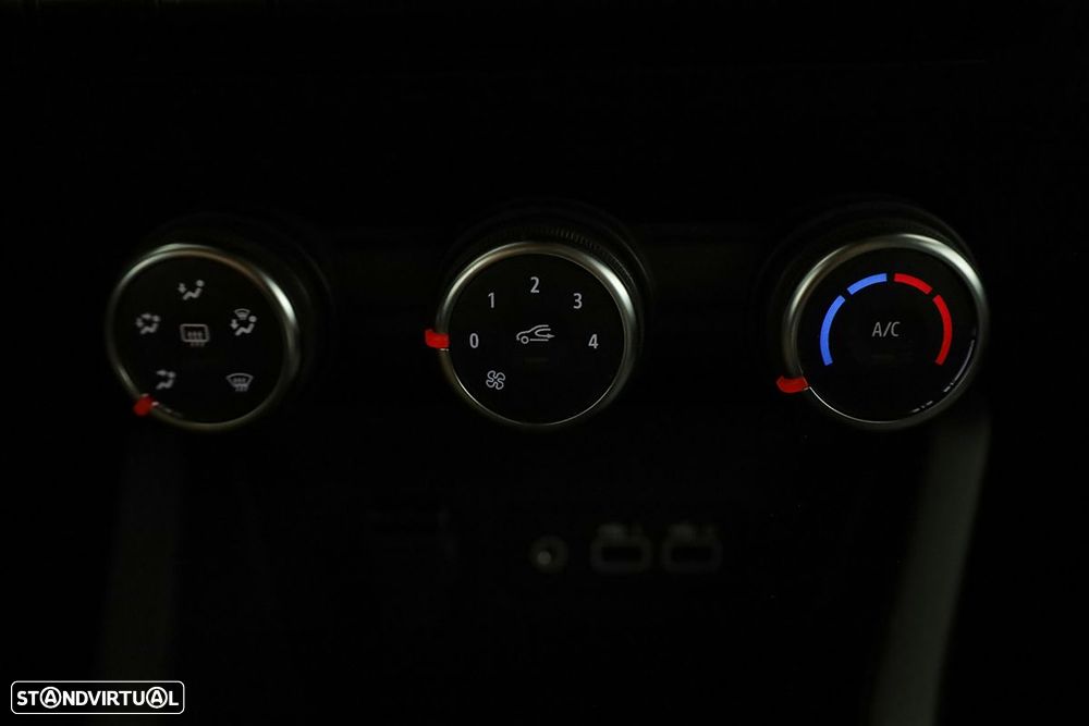 Renault Clio 1.0 TCe Evolution Bi-Fuel - 13