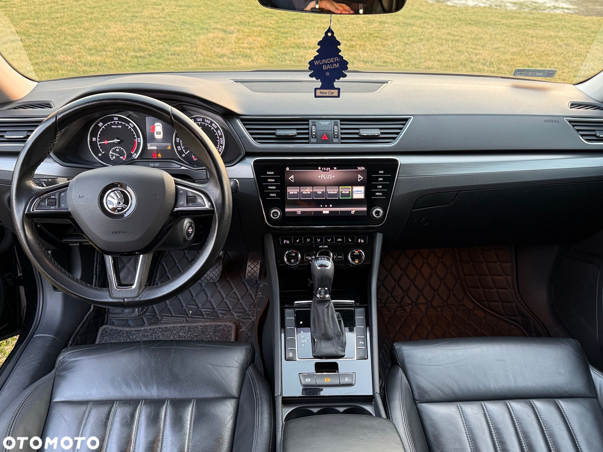 Skoda Superb 1.6 TDI DSG Style - 16