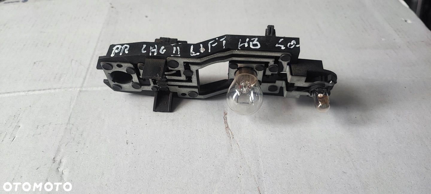 WKŁAD LAMPY TYLNEJ PRAWEJ RENAULT LAGUNA II LF LIFT HB - 3