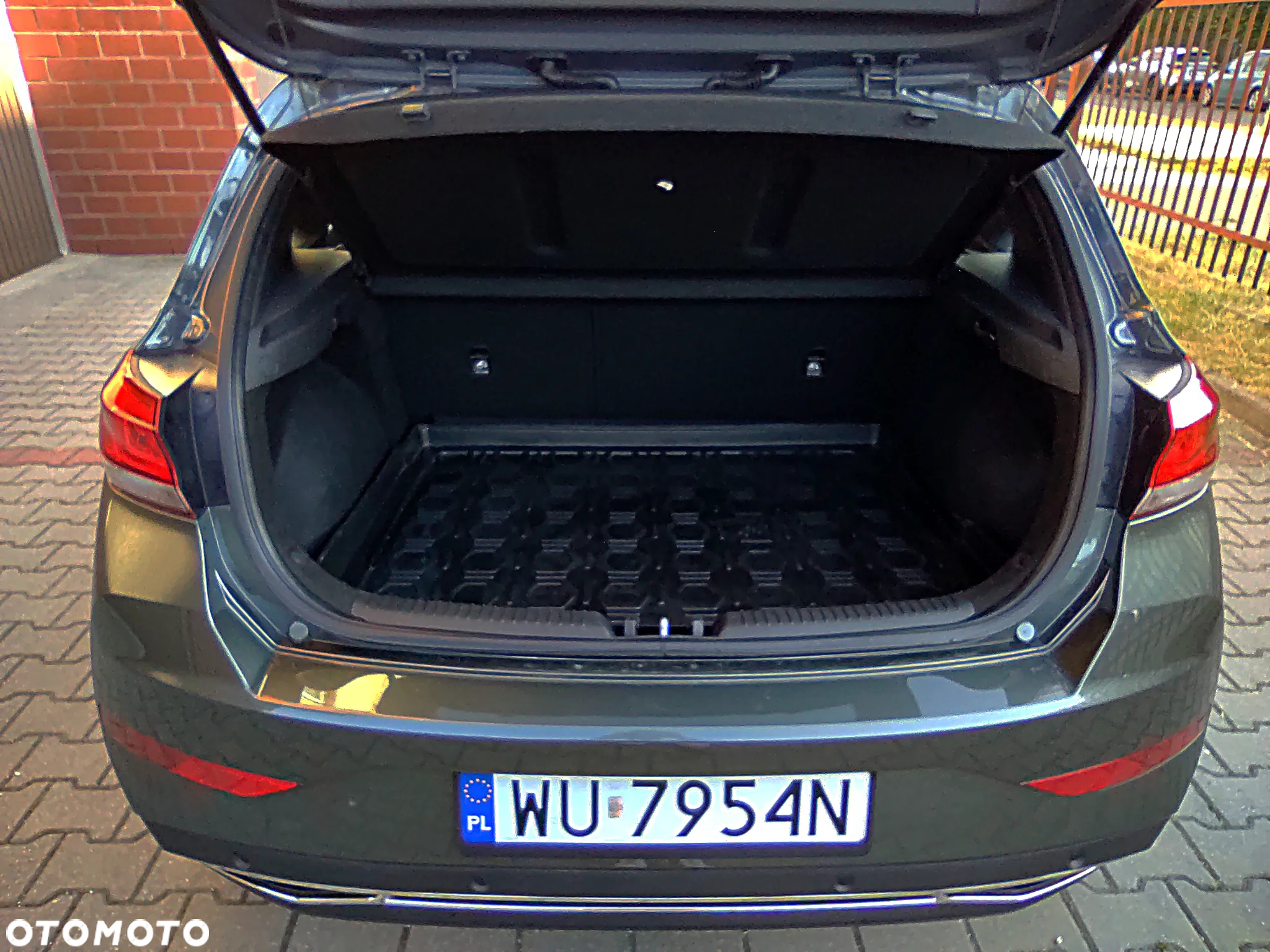 Hyundai i30 1.5 DPI Modern - 14