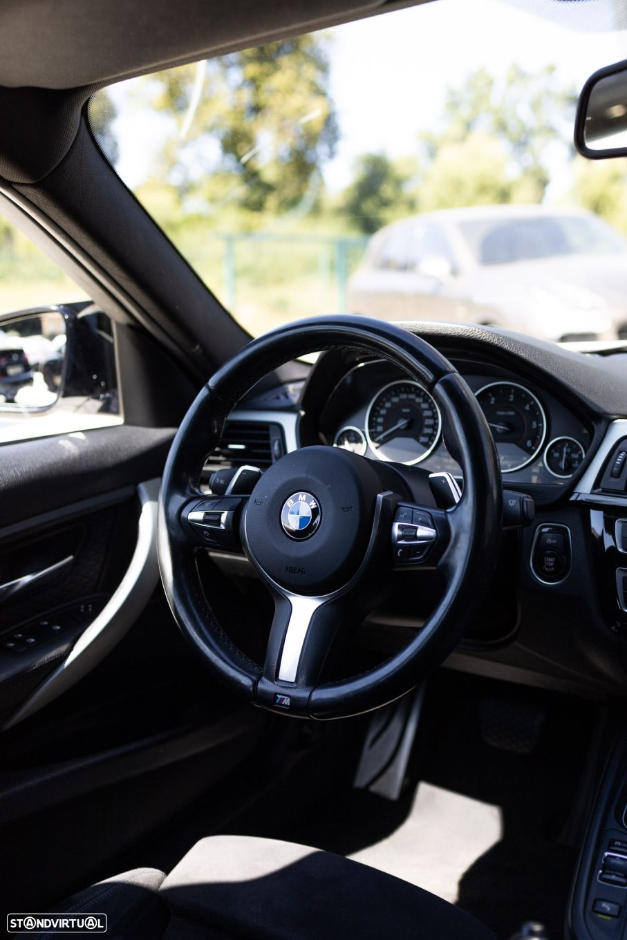 BMW 330 d Touring xDrive Pack M - 35