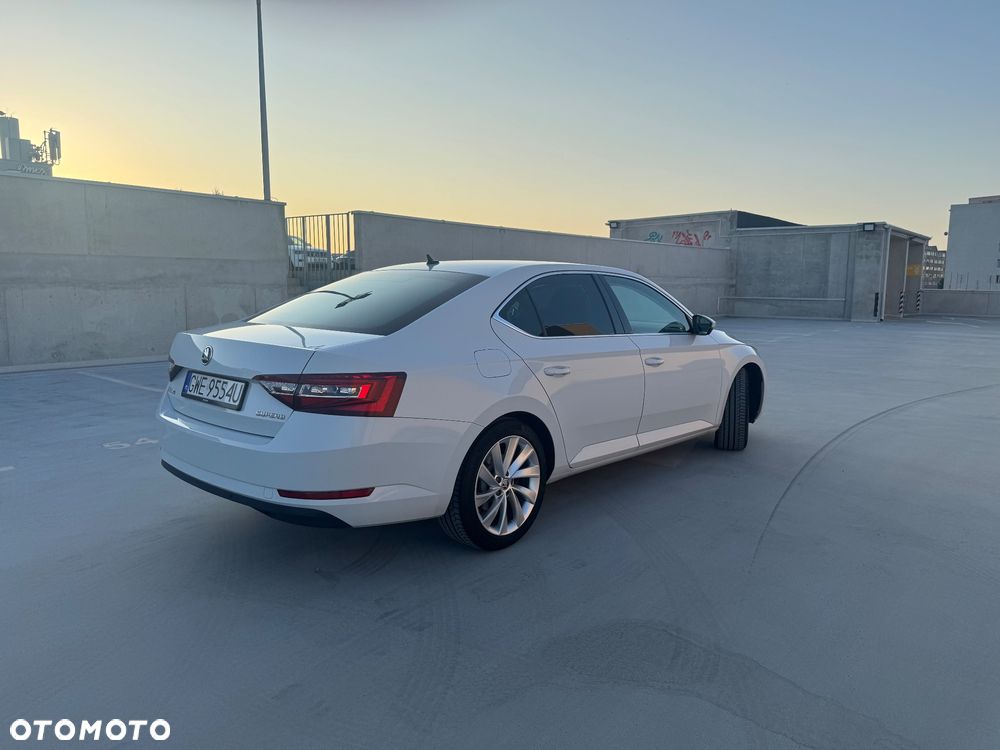 Skoda Superb 1.8 TSI Ambition - 3
