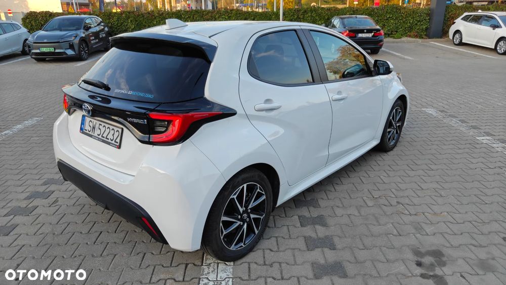 Toyota Yaris 2022 photo 3