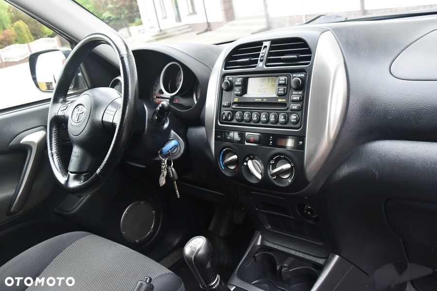 Toyota RAV4 4x2 Edition - 21