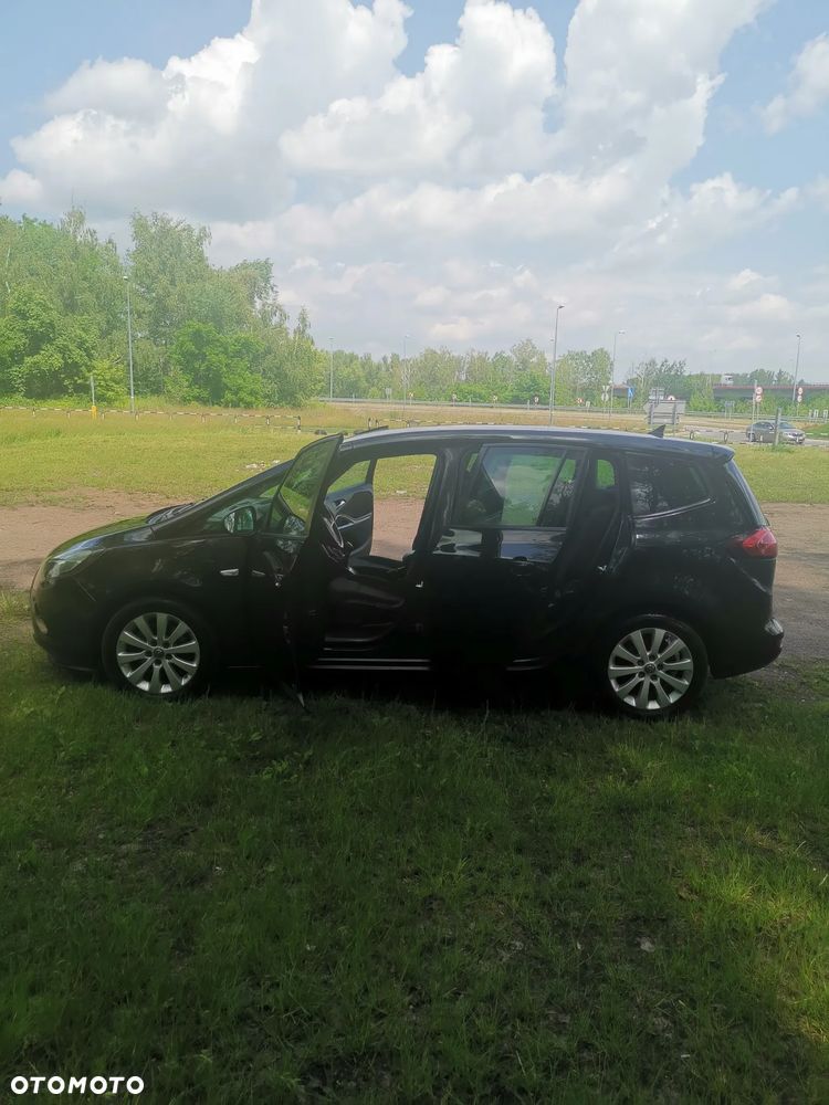 Opel Zafira - 7