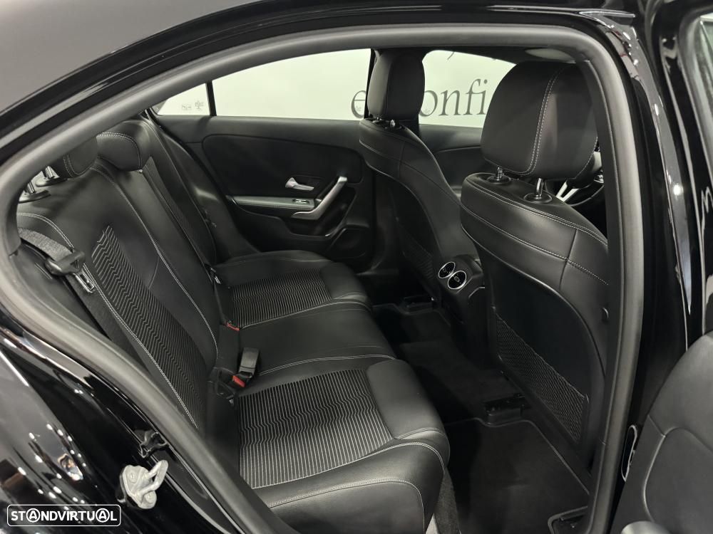 Mercedes-Benz A 180 Limousine d Progressive Aut. - 44