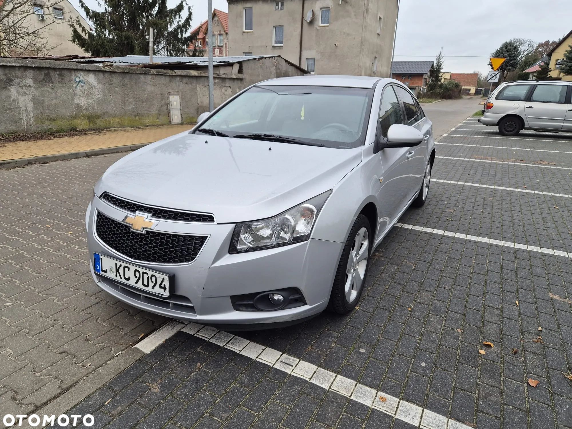 Chevrolet Cruze - 1