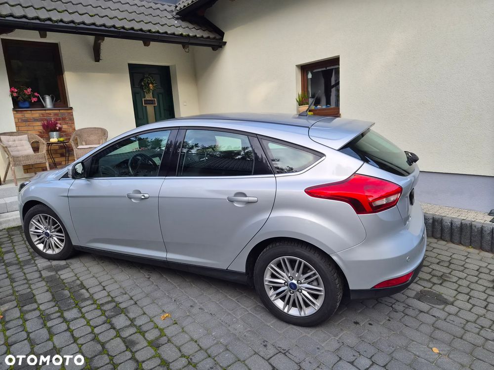 Ford Focus 1.0 EcoBoost Edition - 38