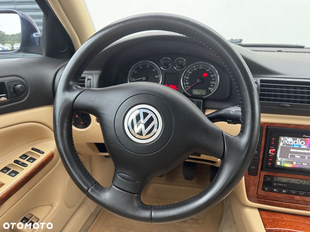 Volkswagen Passat 2.0 Exclusive - 10