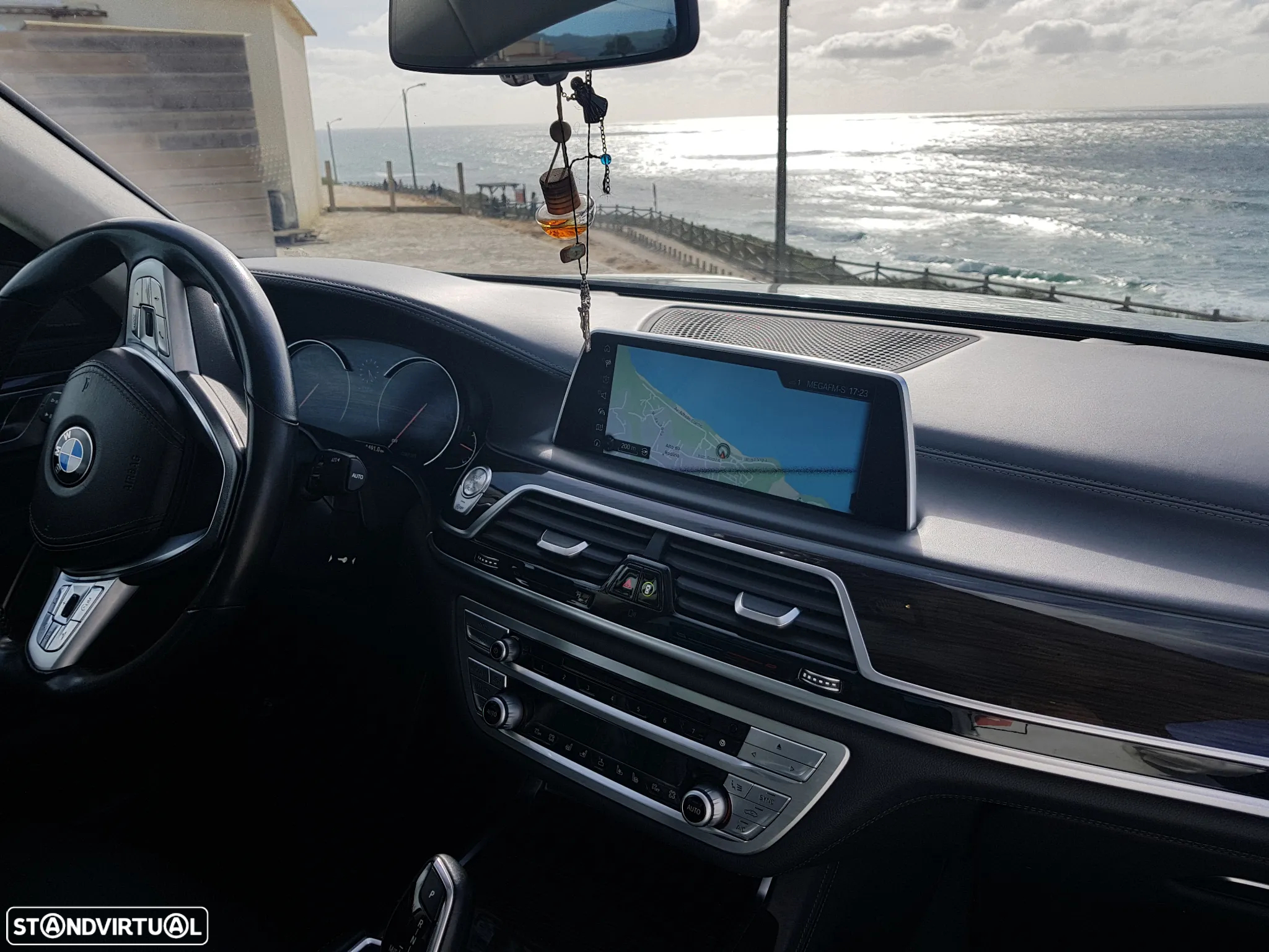 BMW 740 Ld xDrive - 10