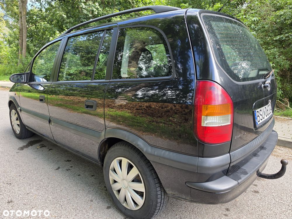 Opel Zafira - 4