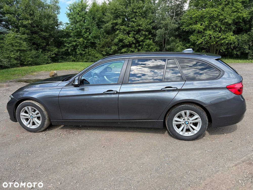 BMW Seria 3 320d xDrive Luxury Line - 2